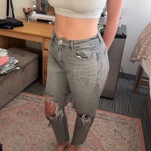 American Eagle Size 12 Distressed Boyfriend Jeans, Light Grey Wash
